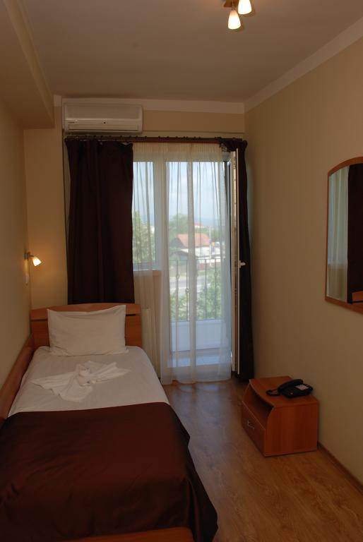 Hotel Liliacul Kluž Exteriér fotografie