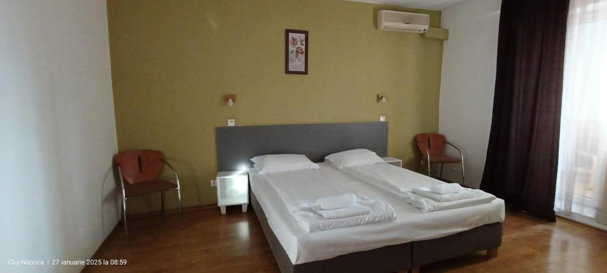 Hotel Liliacul Kluž Exteriér fotografie