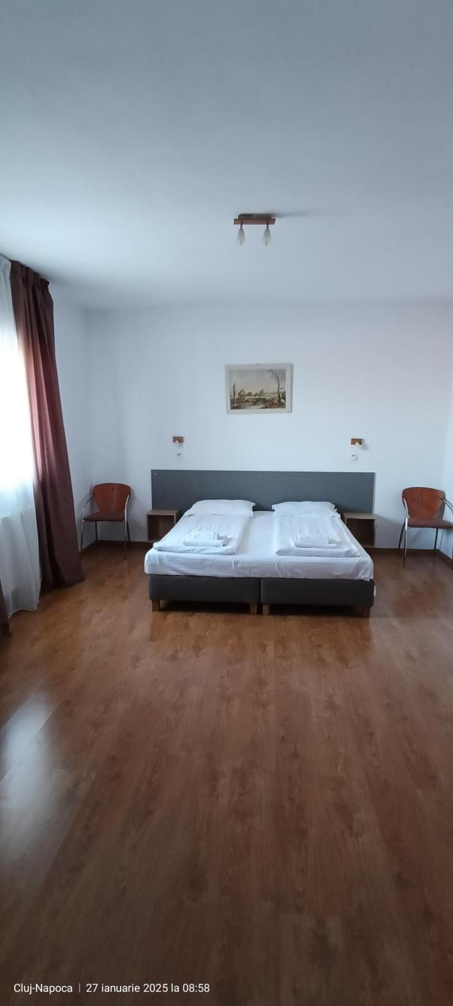 Hotel Liliacul Kluž Exteriér fotografie